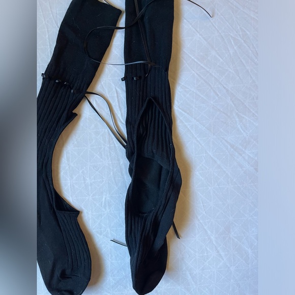 UO Open-Front lace up socks - Picture 7 of 7